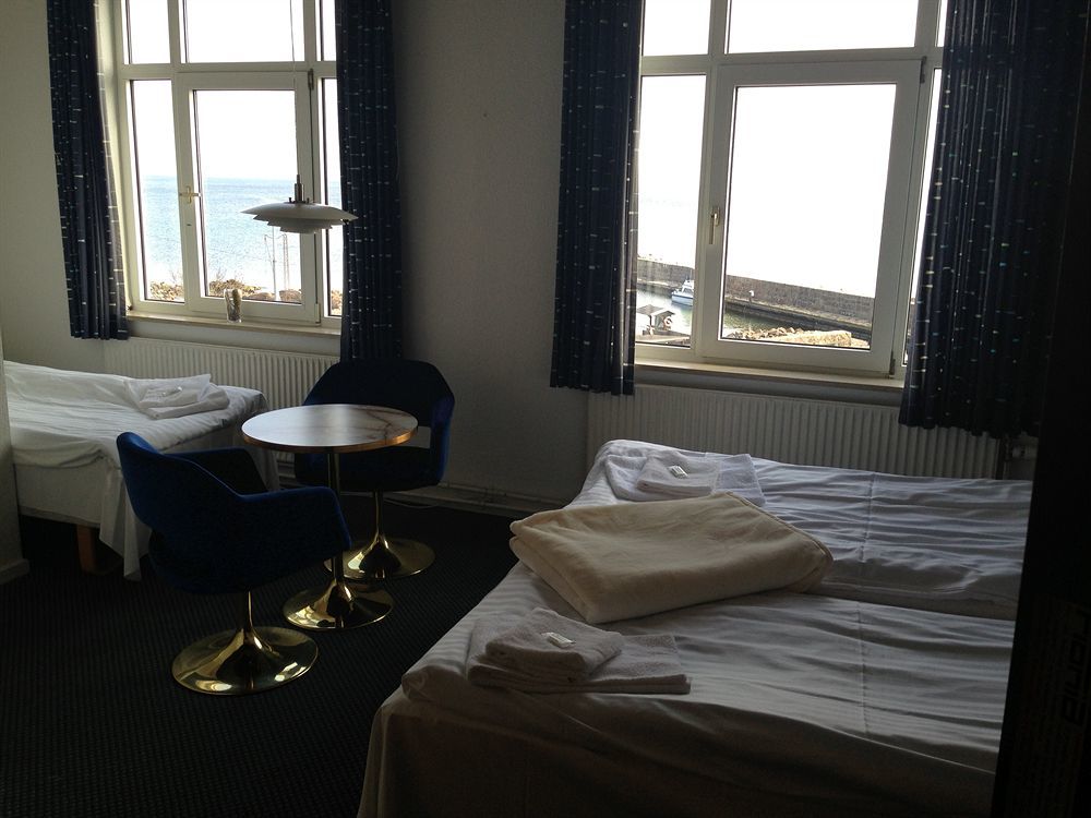 Hotel Sandvig Havn Аллинге Экстерьер фото