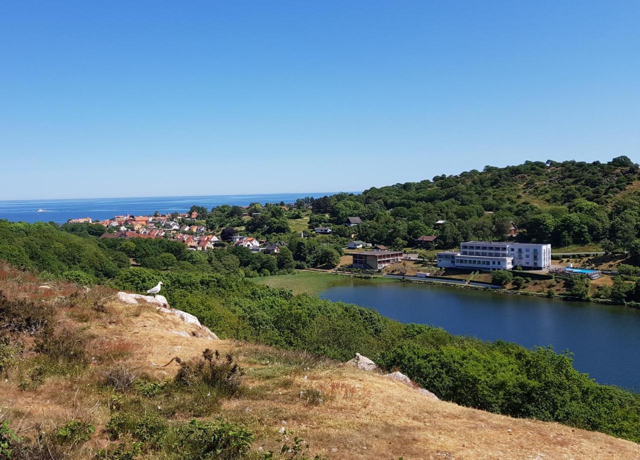 Hotel Sandvig Havn Аллинге Экстерьер фото