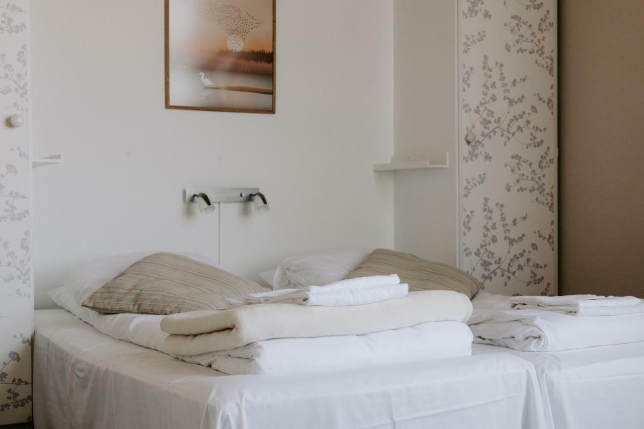 Hotel Sandvig Havn Аллинге Экстерьер фото